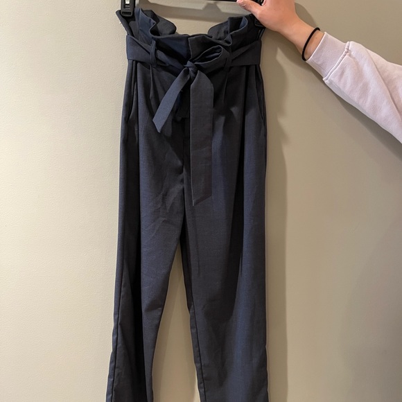 Dress pants - Picture 3 of 3